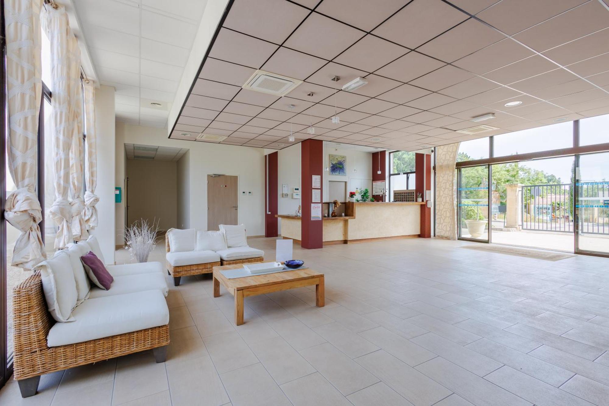 Residhotel Residence Pont Du Gard ルムーラン エクステリア 写真